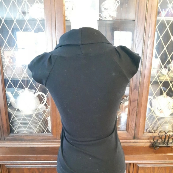 size Xs Jacob Short Sleeve cowl neck Jacob blouse - Picture 7 of 9